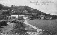 casamicciola-spiaggia-e-collina-degli-alberghi